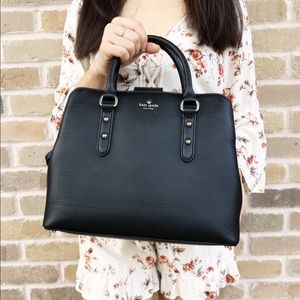 Gaby’sBags👜💕- Kate spade Satchel Black